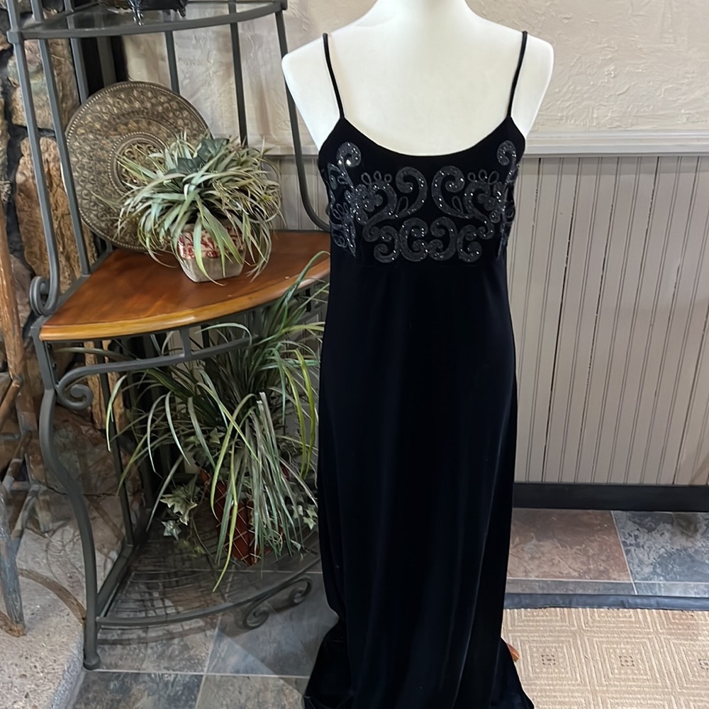 Night Way Gorgeous Gown